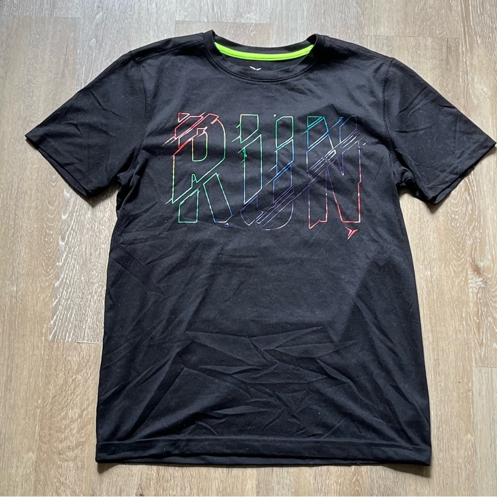 Old Navy Rainbow Color Run Go Dry Tee - Small